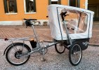 Bici cargo elettrica TAGA FAMILY BIKE x 2 bambini + accessori