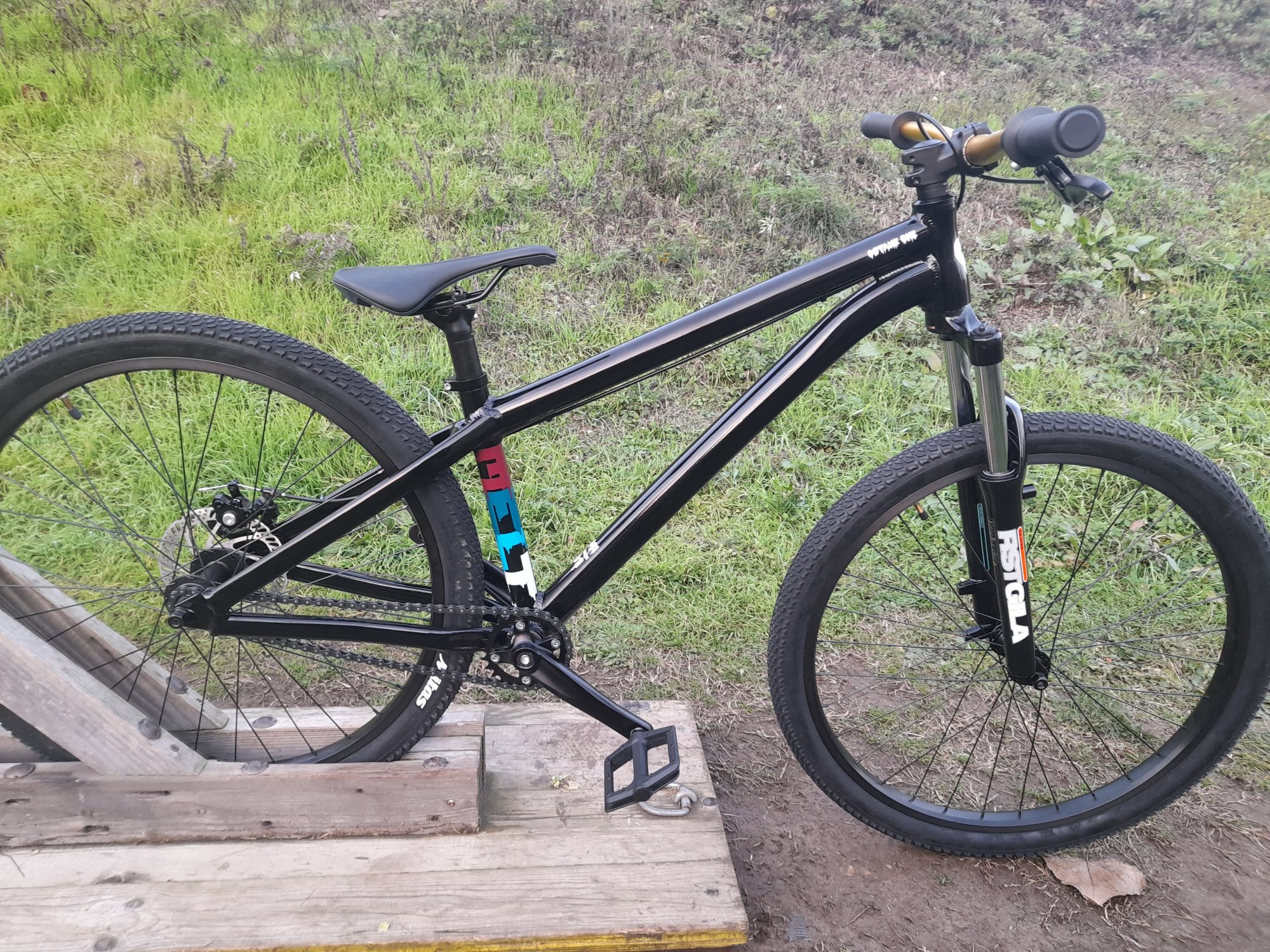 octane one melt pump track bike