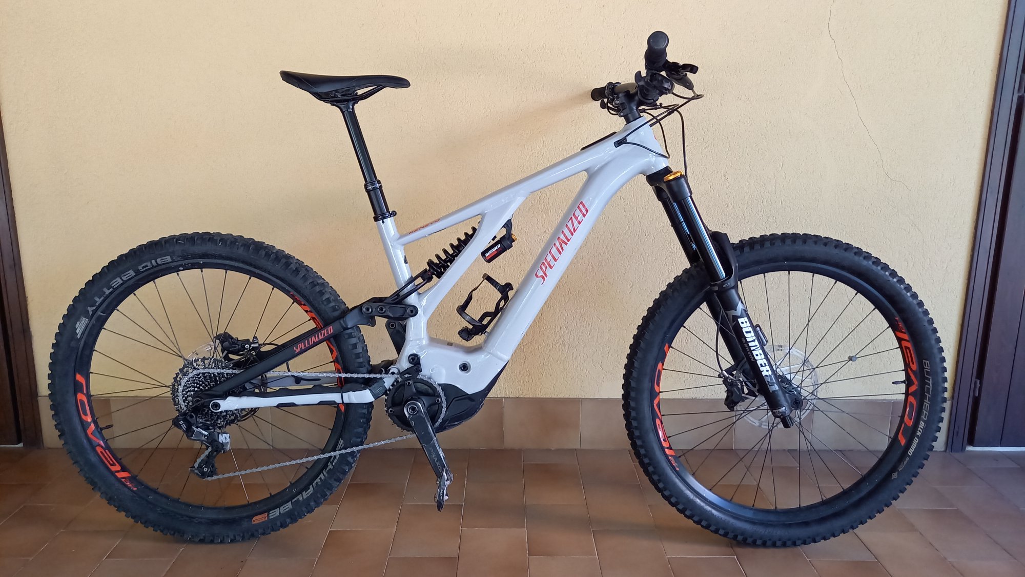 specialized 2020 kenevo